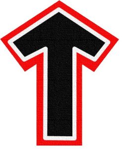 Tyr-Rune als schwarz-weiß-rot gesticktes Abzeichen